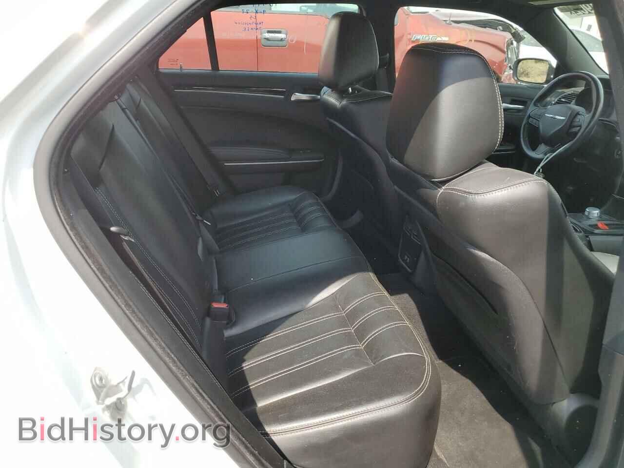 2020 CHRYSLER 300 - VIN: 2C3CCABG2LH158610 - Фото 6