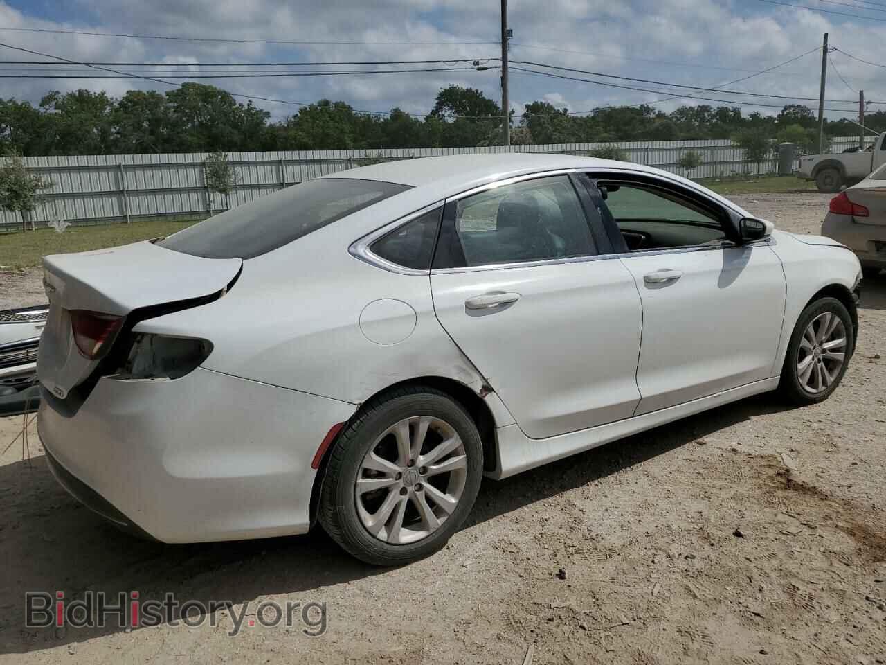 2015 CHRYSLER 200 - VIN: 1C3CCCAB3FN753771 - Photo 3