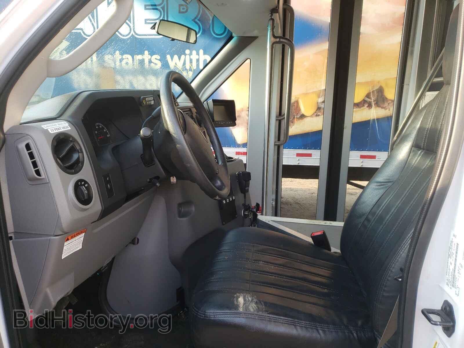 2017 FORD ECONOLINE - VIN: 1FDFE4FS8HDC07389 - Photo 5