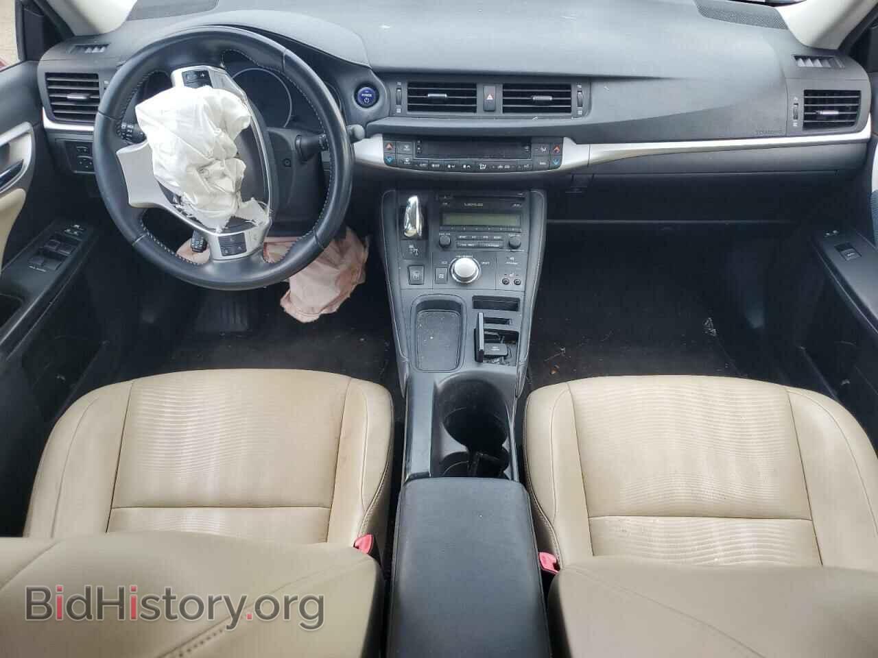 2011 LEXUS CT 200 - VIN: JTHKD5BH1B2013455 - Photo 8