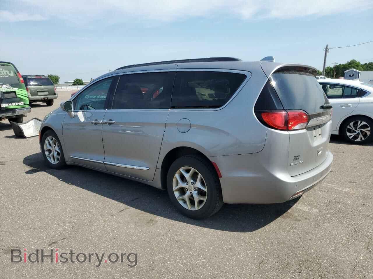 2017 CHRYSLER PACIFICA - VIN: 2C4RC1BG7HR533558 - Photo 2