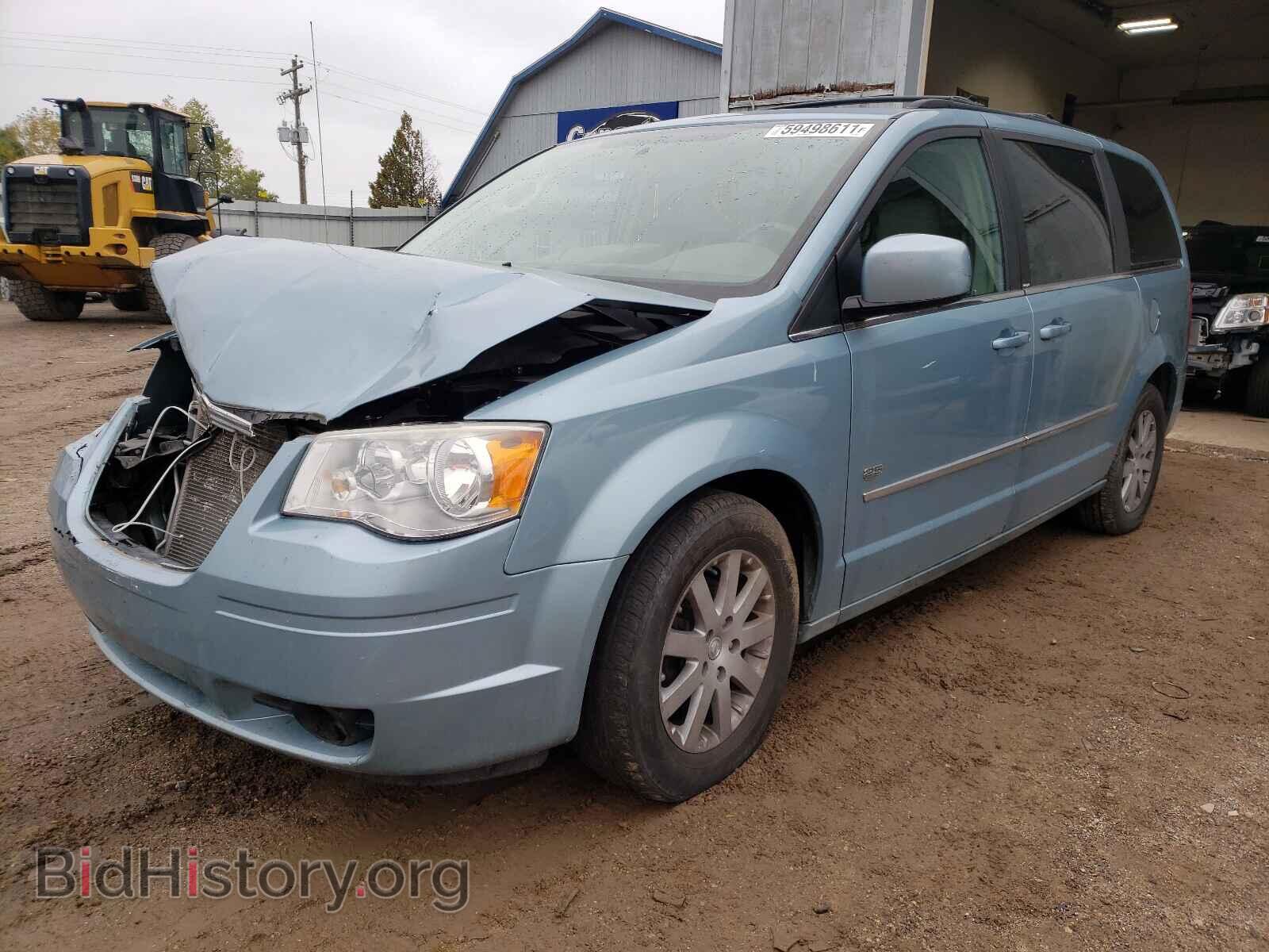 2009 CHRYSLER MINIVAN - VIN: 2A8HR54159R640046 - Photo 2