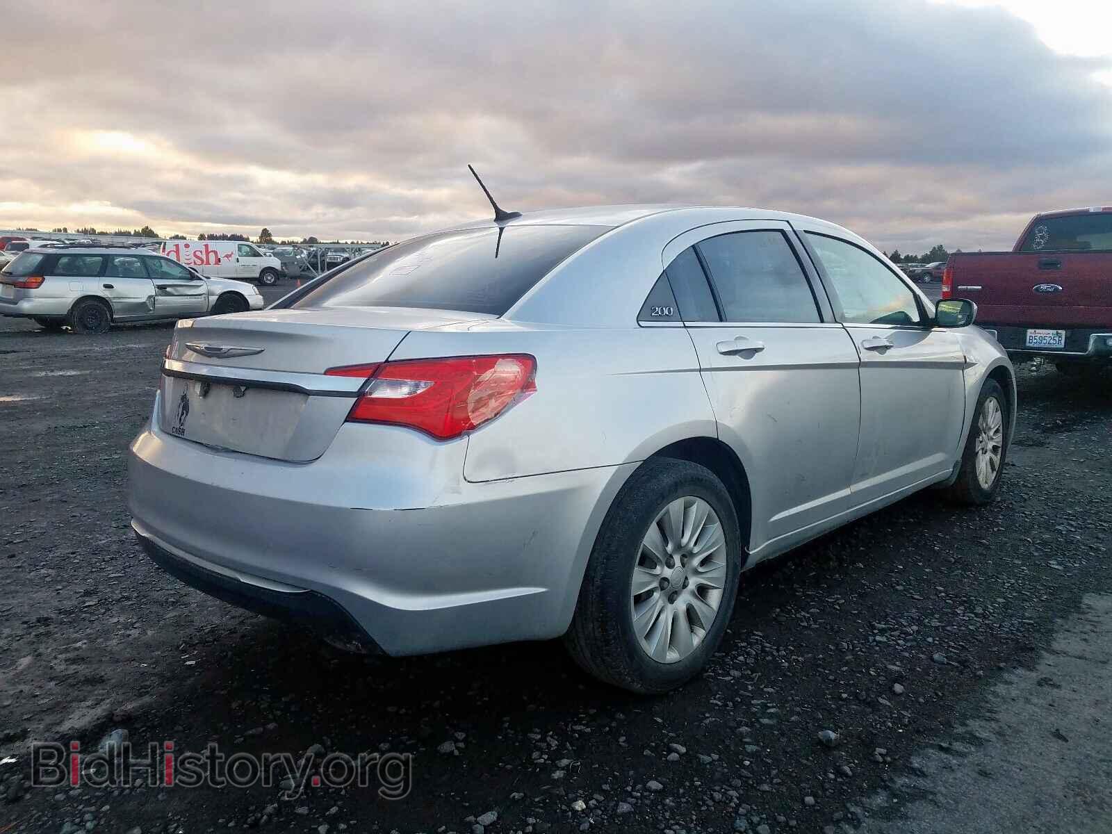 2012 CHRYSLER 200 - VIN: 1C3CCBAB0CN295564 - Фото 4