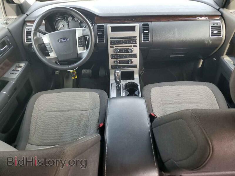 2011 Ford FLEX (VIN 2FMHK6CC6BBD24122) — photo 8 of 13