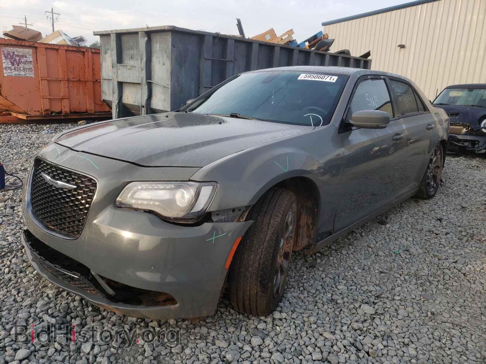2017 CHRYSLER 300 - VIN: 2C3CCAGG9HH529939 - Фото 2