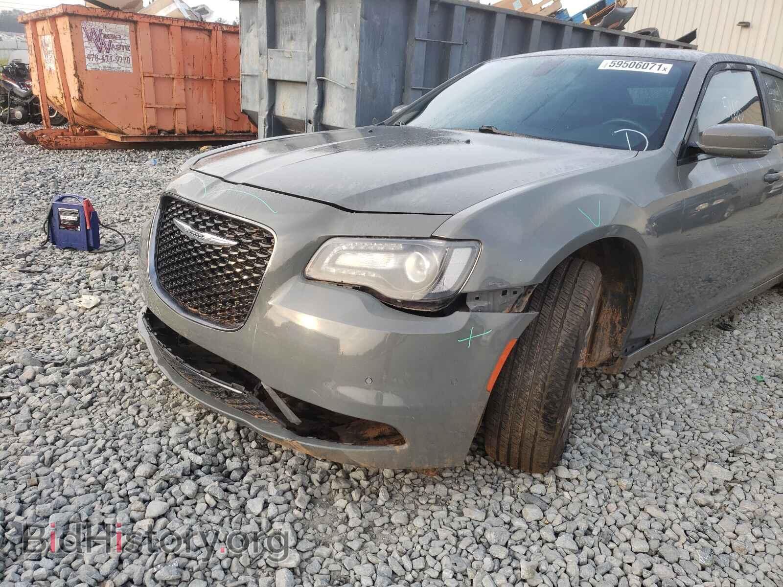 2017 CHRYSLER 300 - VIN: 2C3CCAGG9HH529939 - Фото 10