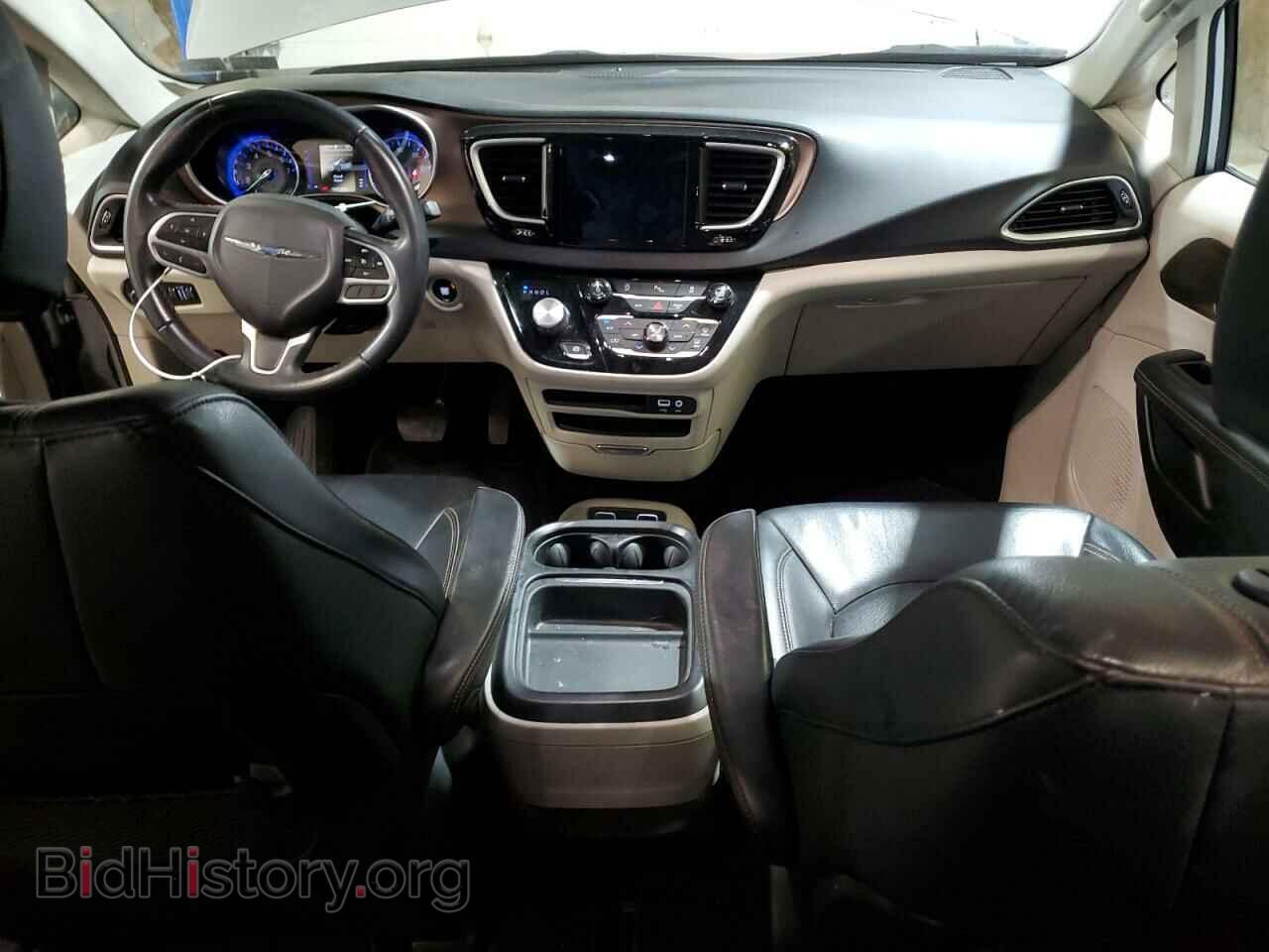 2018 CHRYSLER PACIFICA - VIN: 2C4RC1BG9JR217388 - Фото 8