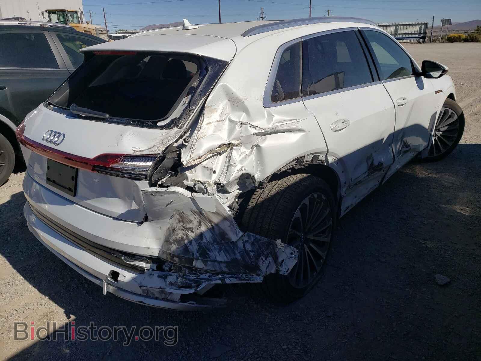 2019 AUDI E-TRON - VIN: WA1VABGE0KB024123 - Photo 4