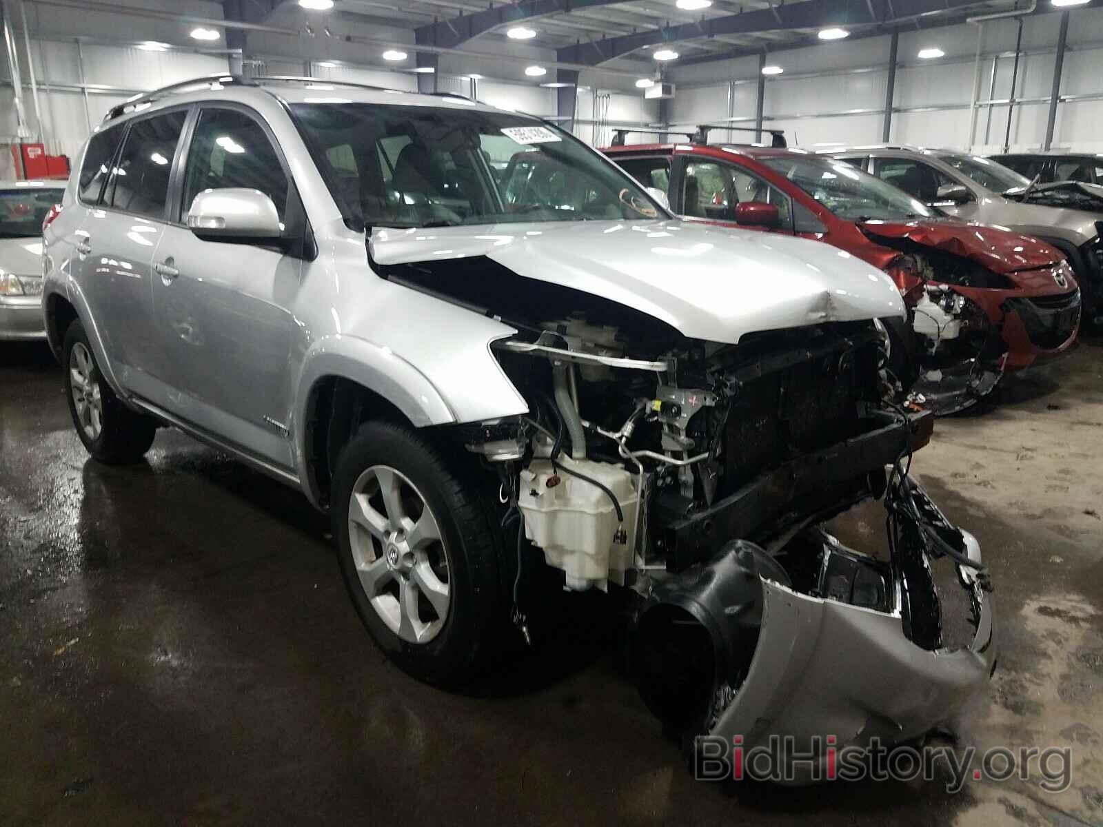 Фотография 2T3DF4DVXBW120481 - TOYOTA RAV4 2011