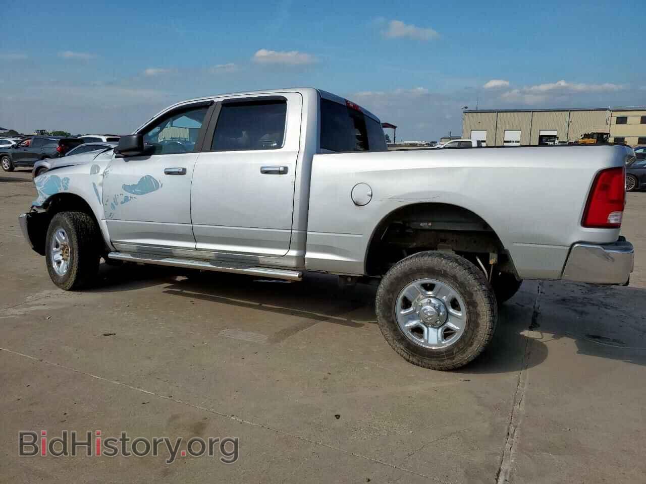 2014 RAM All Models - VIN: 3C6TR5DT2EG205852 - Фото 2
