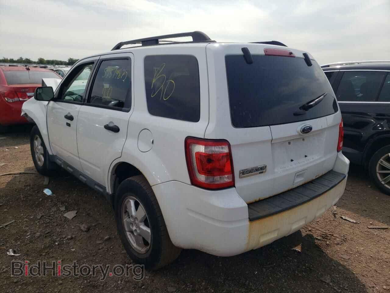 2011 FORD ESCAPE - VIN: 1FMCU0D7XBKB15006 - Фото 3