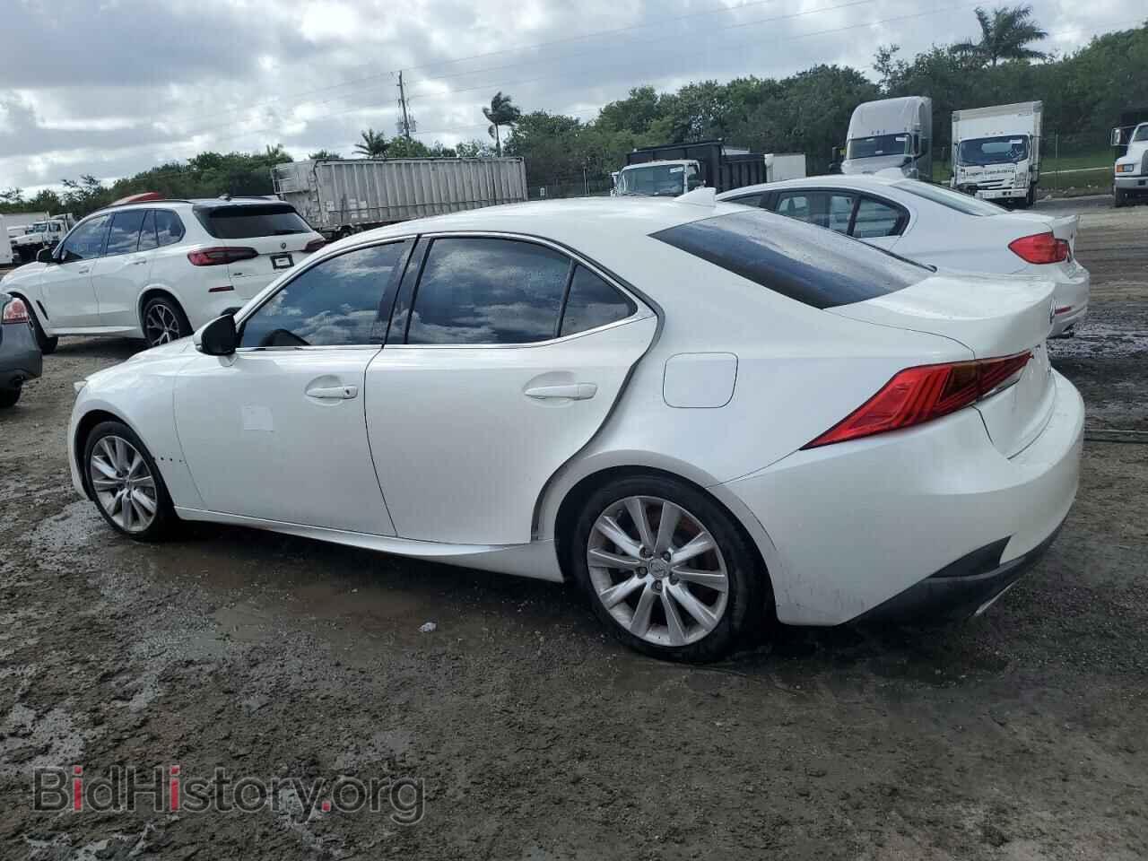 2017 LEXUS IS - VIN: JTHBA1D2XH5046732 - Фото 2