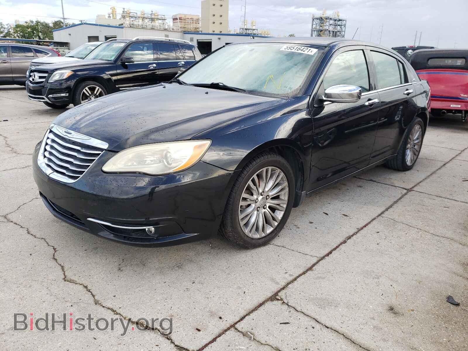 2011 CHRYSLER 200 - VIN: 1C3BC2FG2BN516113 - Photo 2