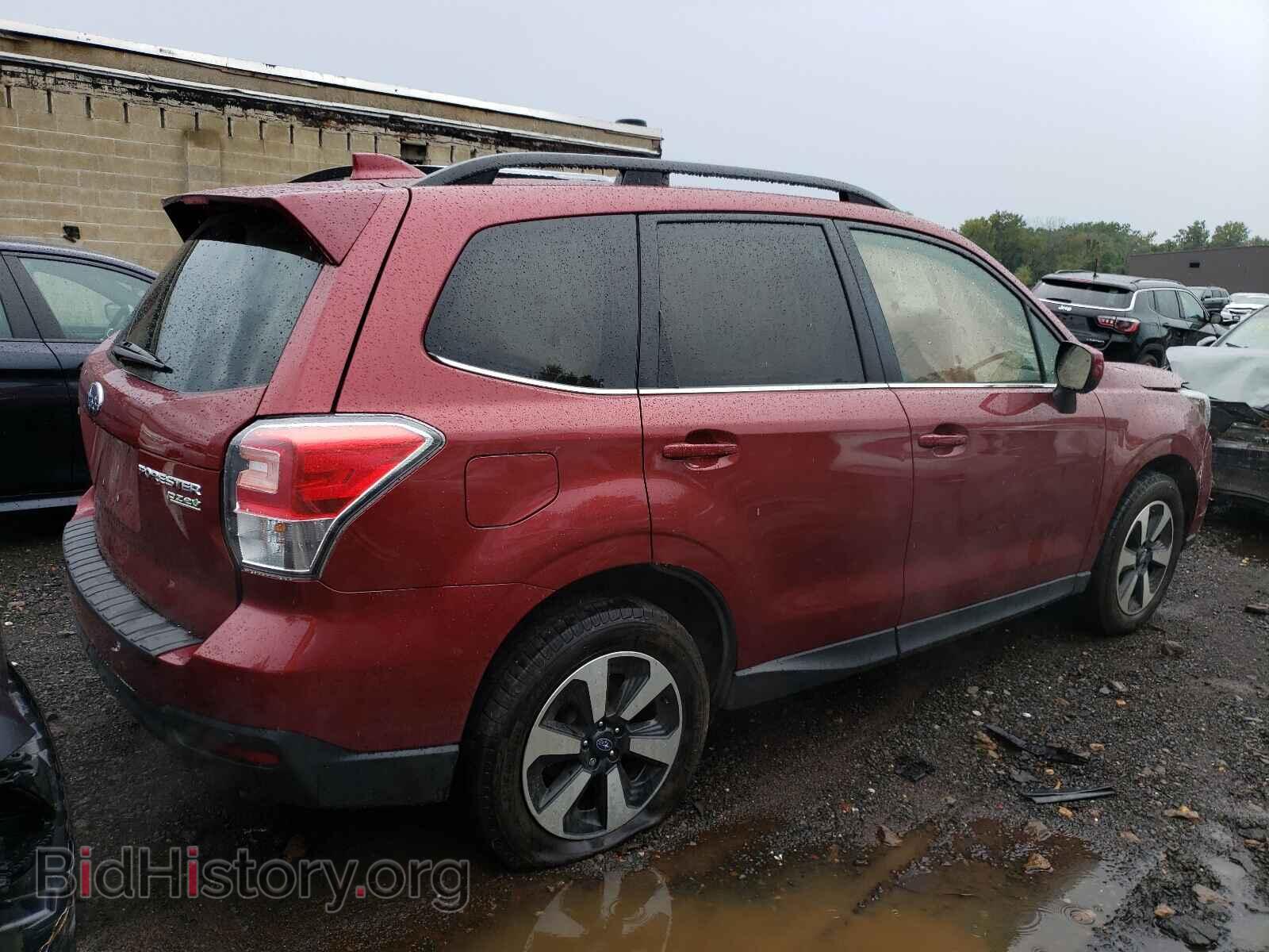 2017 SUBARU FORESTER - VIN: JF2SJARC9HH426339 - Фото 4