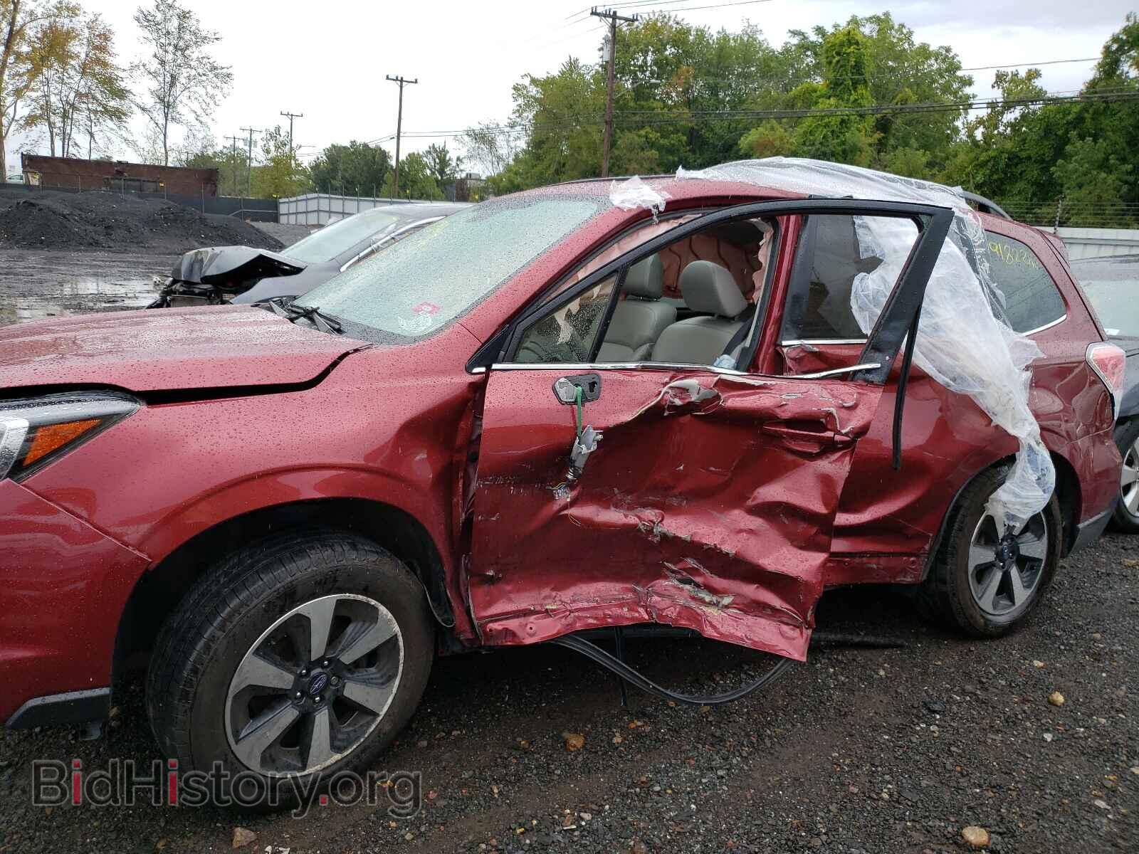 2017 SUBARU FORESTER - VIN: JF2SJARC9HH426339 - Фото 9