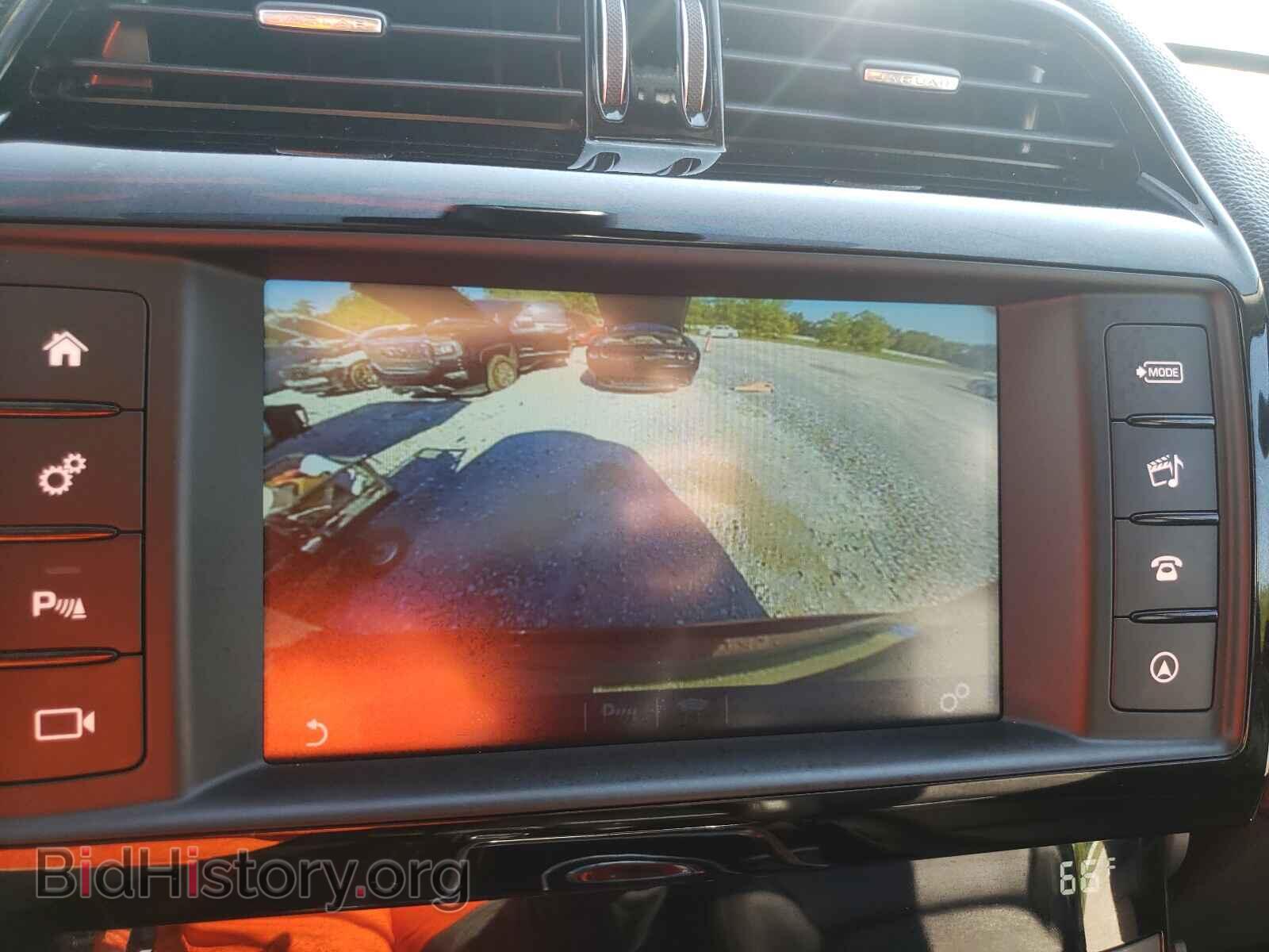 2017 JAGUAR F-PACE - VIN: SADCJ2BN9HA493217 - Фото 9