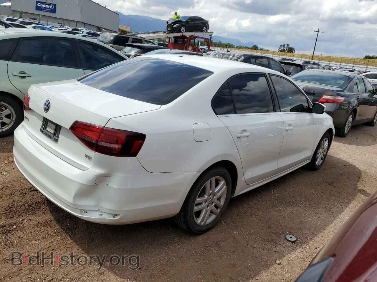 2017 VOLKSWAGEN JETTA - VIN: 3VW2B7AJ0HM225575 - Фото 3