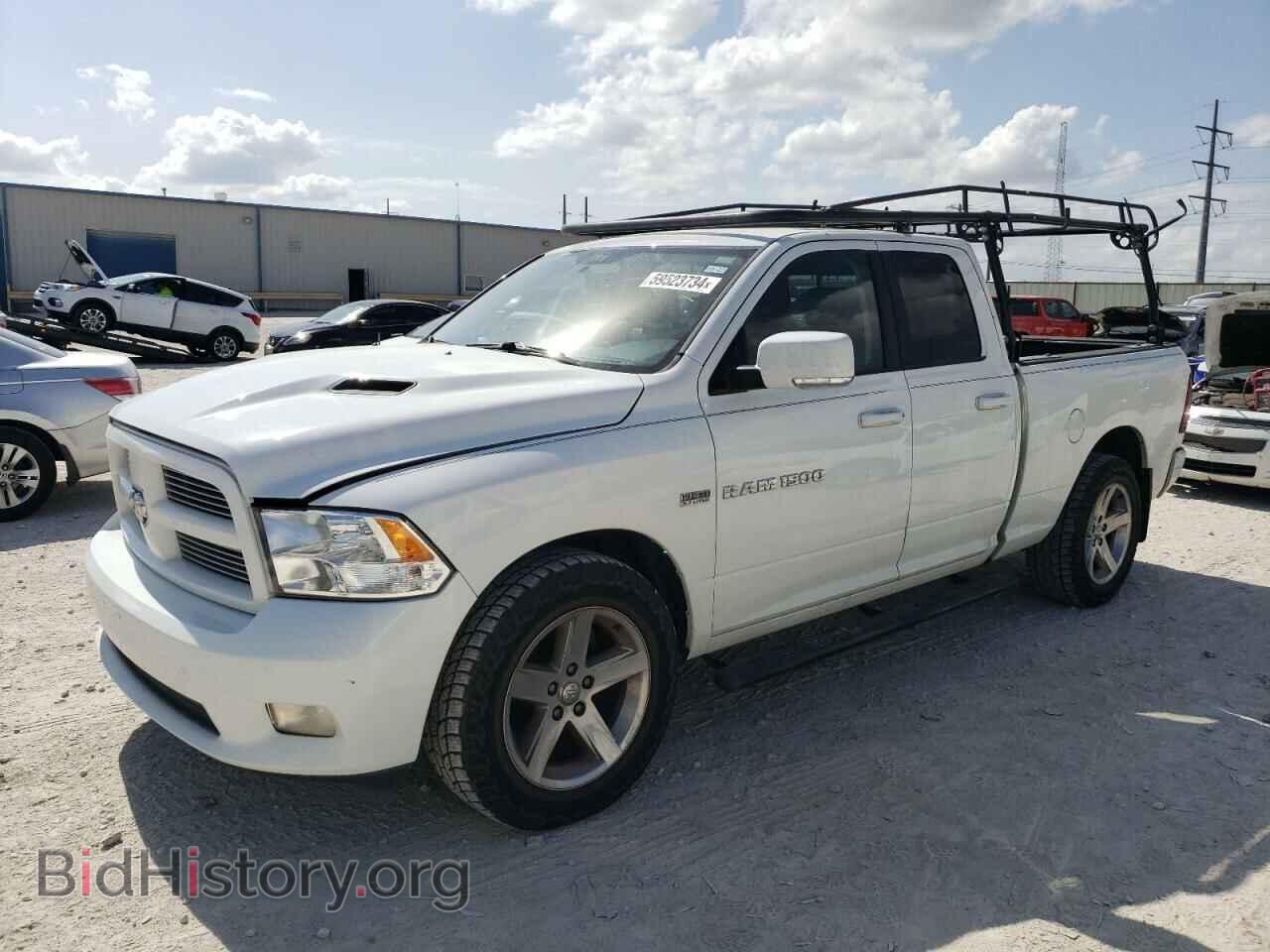 Photo 1D7RB1GT7BS506350 - DODGE All Models 2011