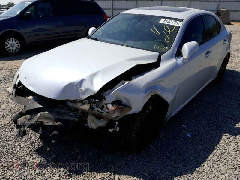 2011 Lexus IS (VIN JTHBF5C26B5134498) — фото 2 из 10