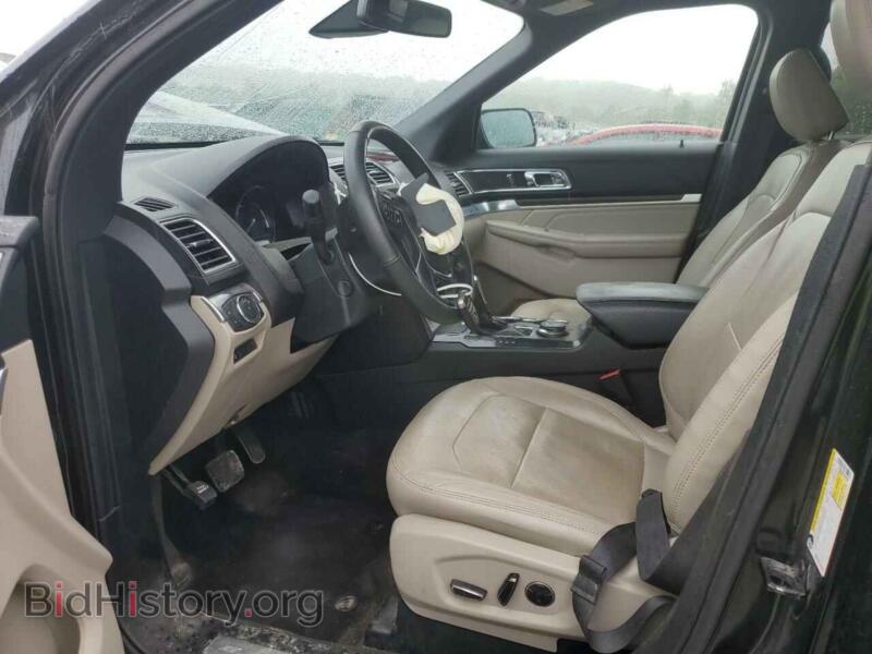 2018 Ford EXPLORER (VIN 1FM5K8FH8JGB99931) — photo 7 of 16