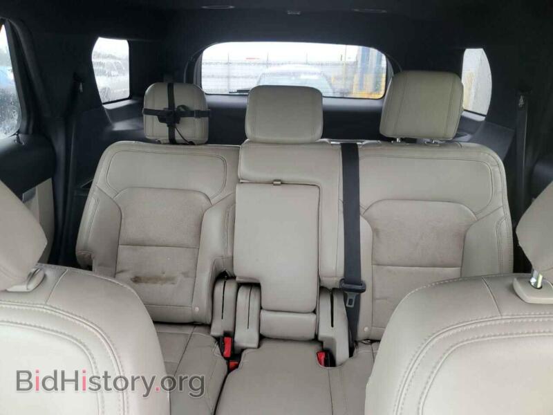 2018 Ford EXPLORER (VIN 1FM5K8FH8JGB99931) — photo 10 of 16