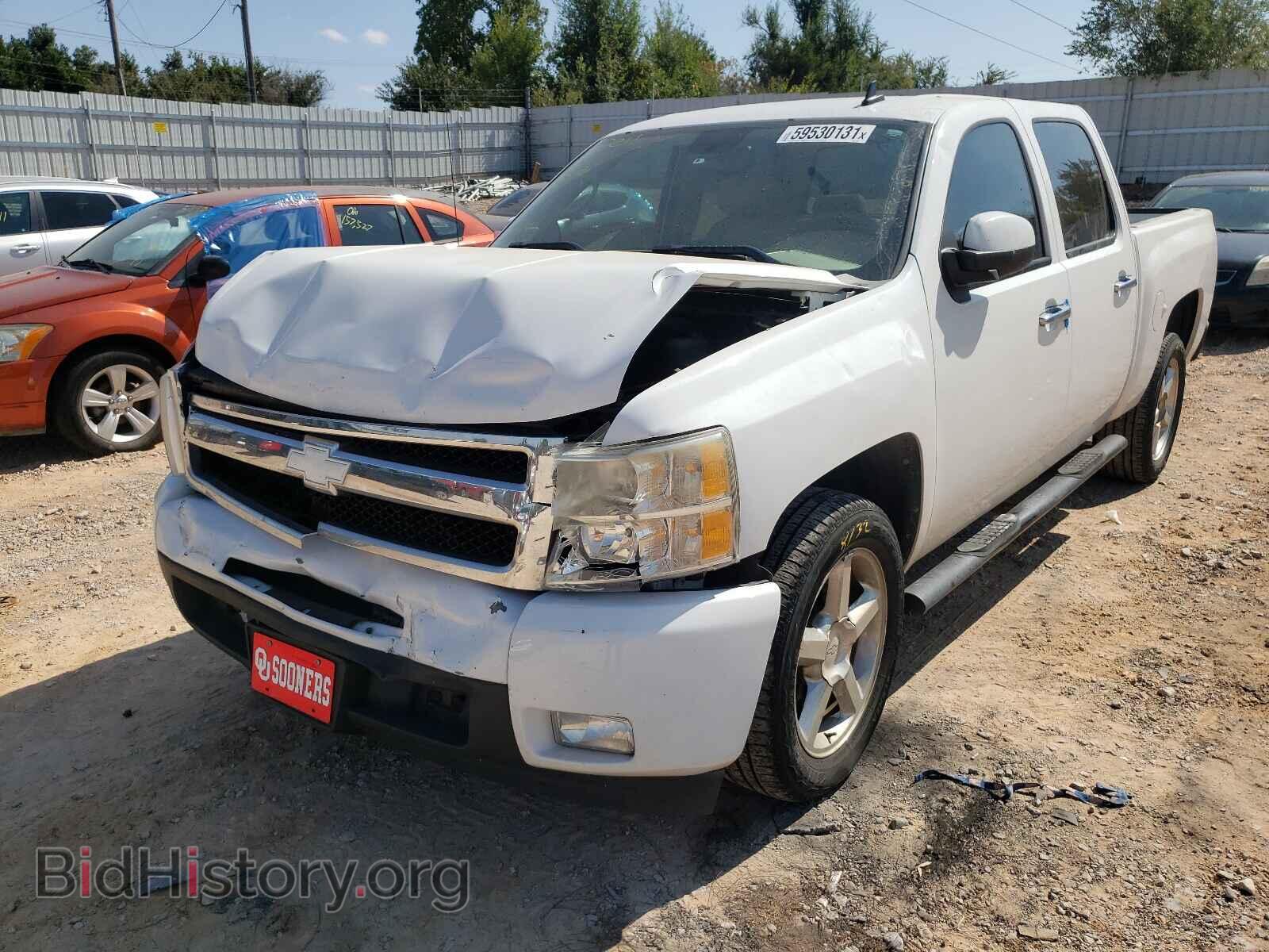 2011 CHEVROLET SILVERADO - VIN: 3GCPCTE06BG150211 - Фото 2