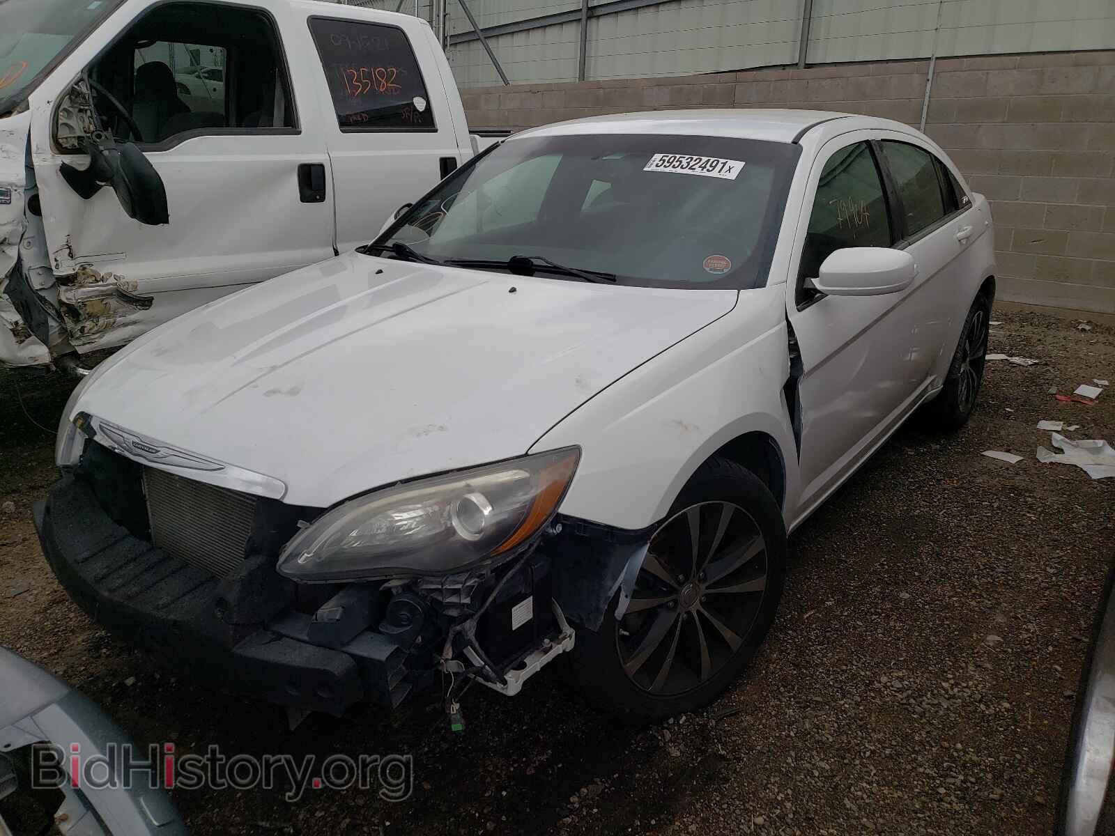 2013 CHRYSLER 200 - VIN: 1C3CCBBB0DN687170 - Фото 2