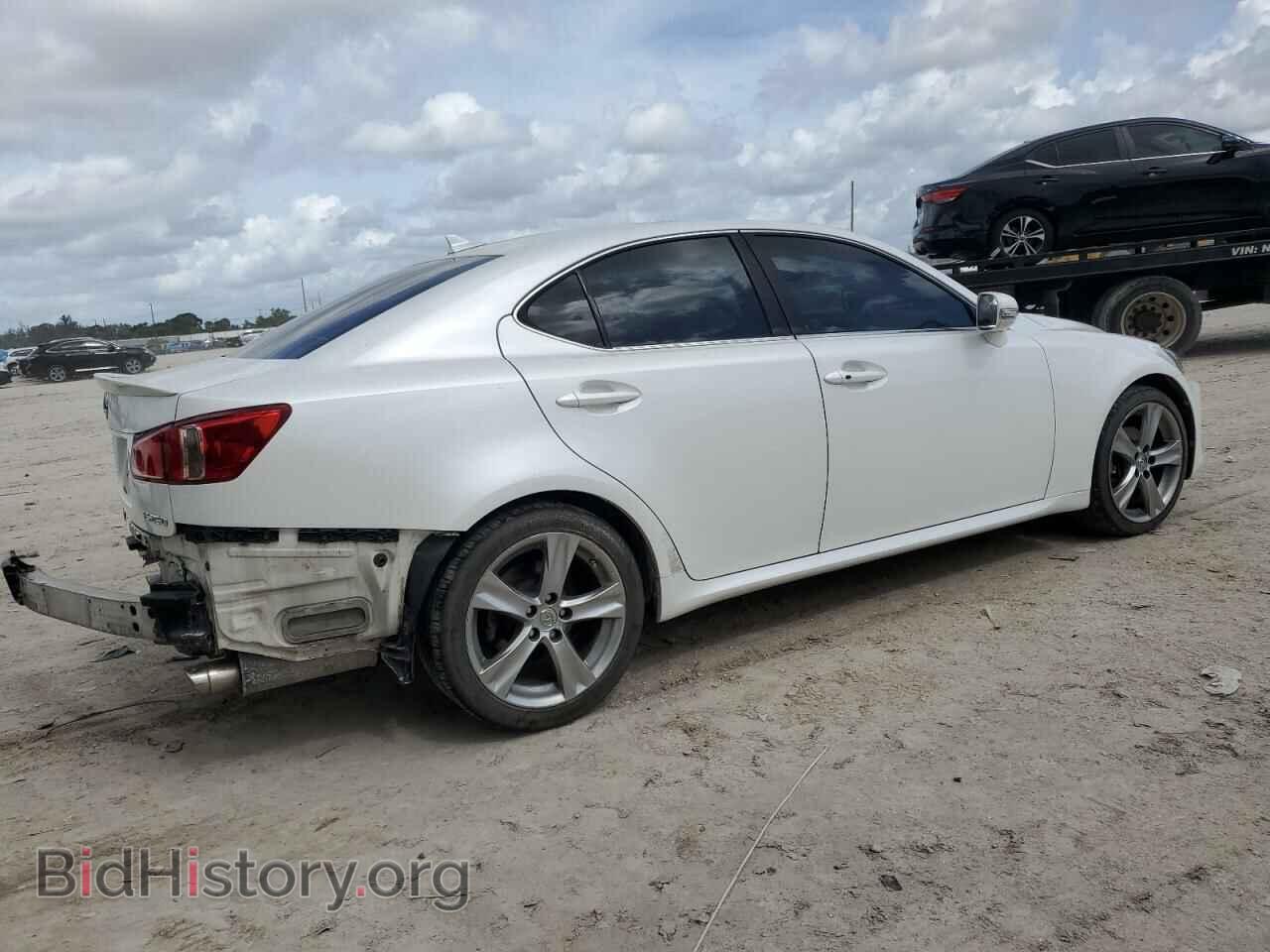 2011 LEXUS IS - VIN: JTHBF5C27B5140858 - Photo 3
