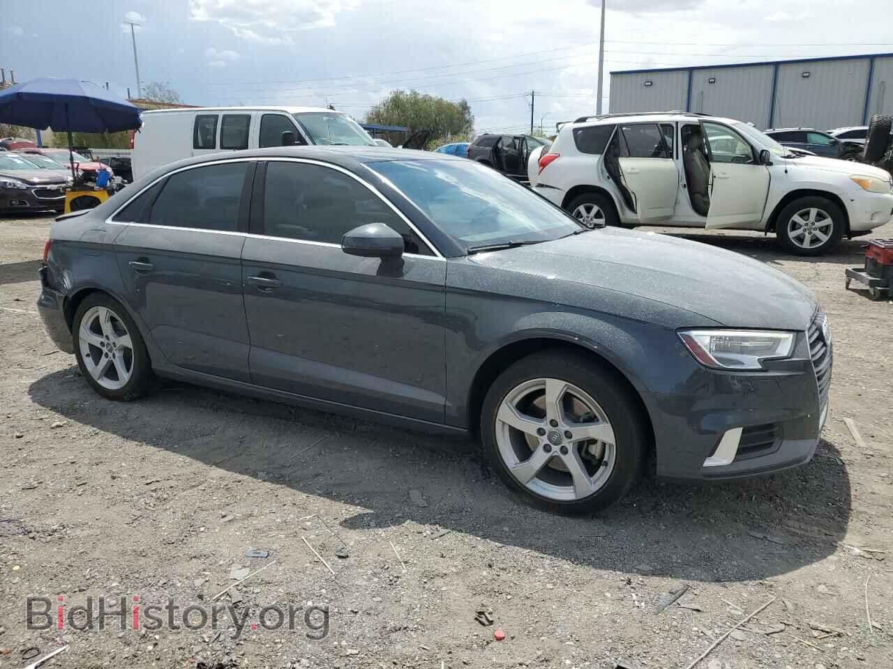 2019 AUDI A3 - VIN: WAUAUGFF8K1010833 - Фото 4