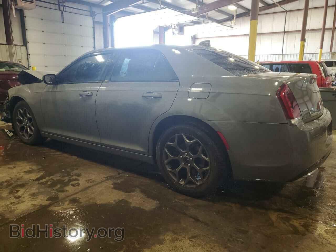 2017 CHRYSLER 300 - VIN: 2C3CCAGGXHH597652 - Фото 2