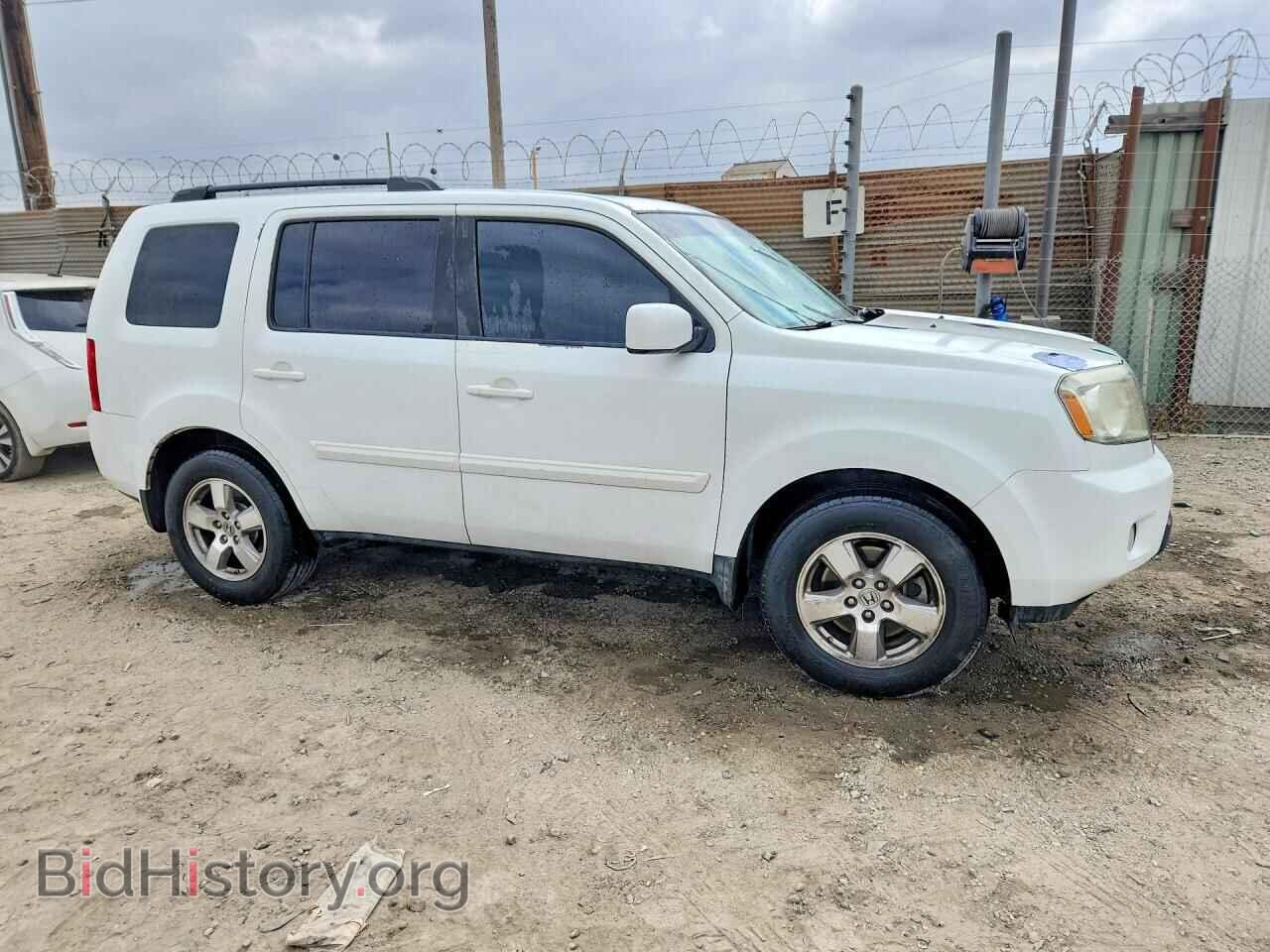 2011 HONDA PILOT - VIN: 5FNYF3H44BB037647 - Photo 4