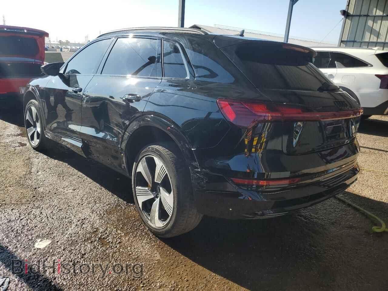 2022 AUDI E-TRON - VIN: WA1LAAGE8NB031729 - Фото 2