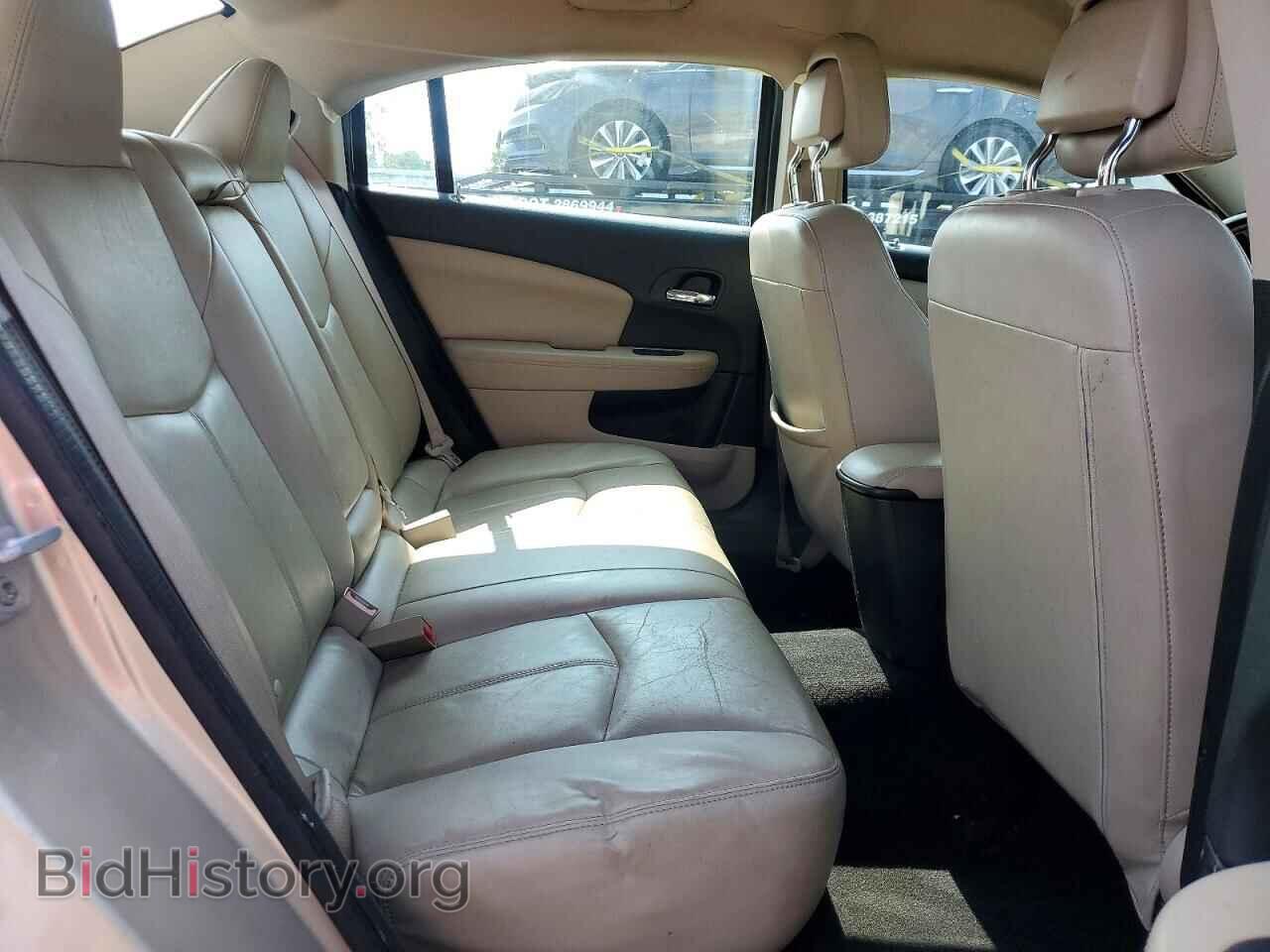 2013 CHRYSLER 200 - VIN: 1C3CCBCG8DN737632 - Photo 10