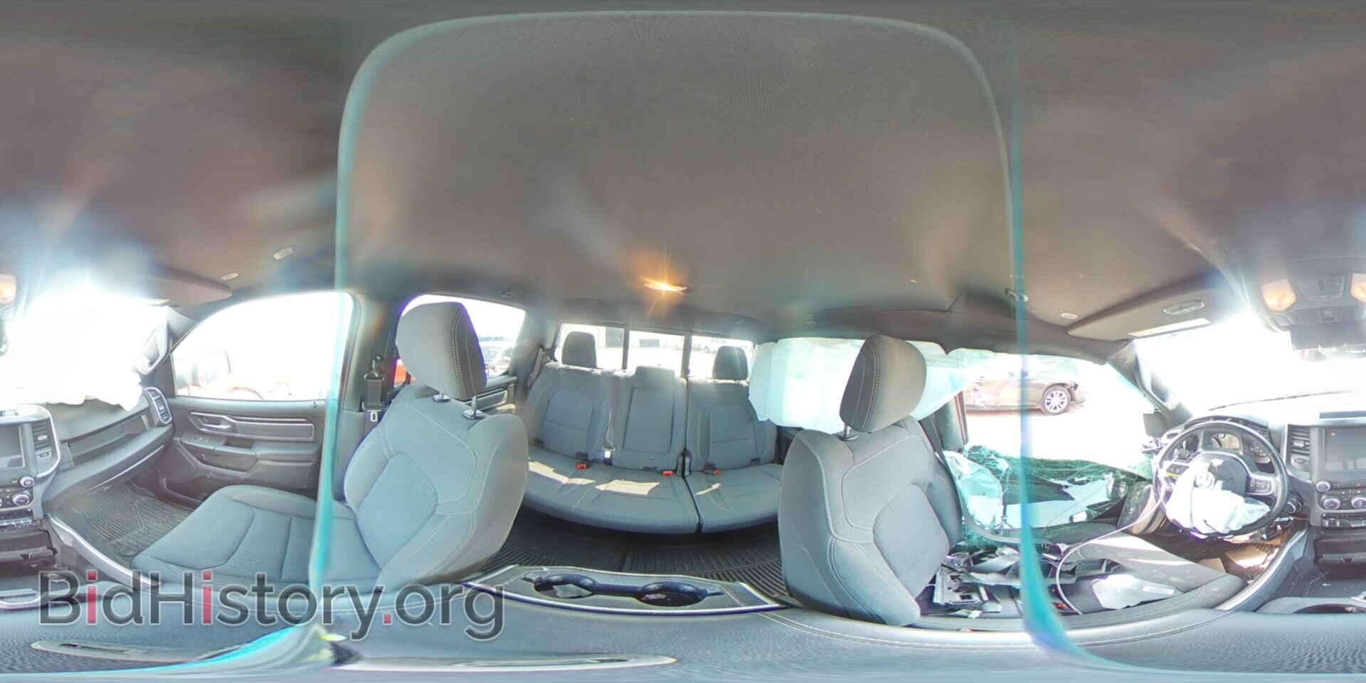2021 RAM 1500 - VIN: 1C6SRFFT0MN598173 - Фото 14