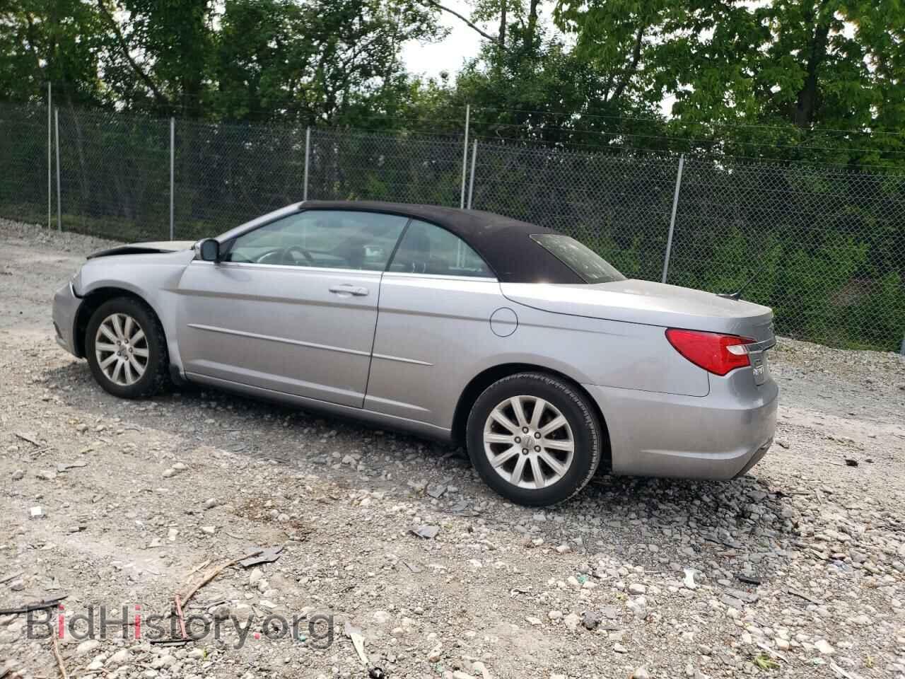 2013 CHRYSLER 200 - VIN: 1C3BCBEG8DN623526 - Фото 2