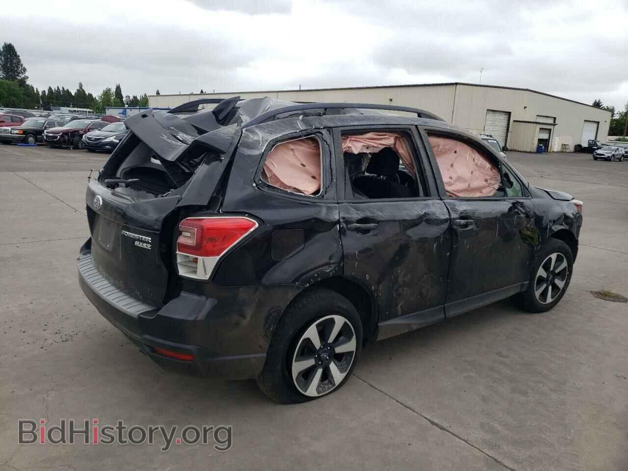 2017 SUBARU FORESTER - VIN: JF2SJAEC2HH807150 - Фото 3