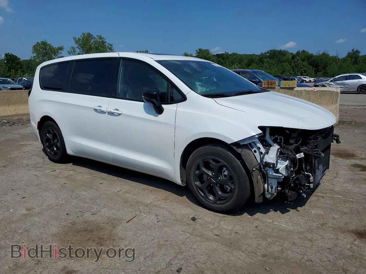 2023 CHRYSLER PACIFICA - VIN: 2C4RC1S76PR588940 - Фото 4