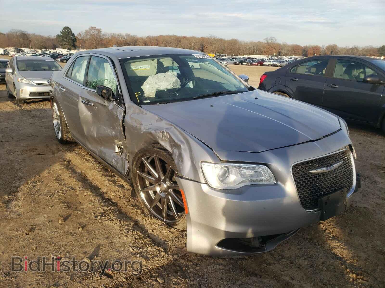 Фотография 2C3CCAEG8HH663103 - CHRYSLER 300 2017