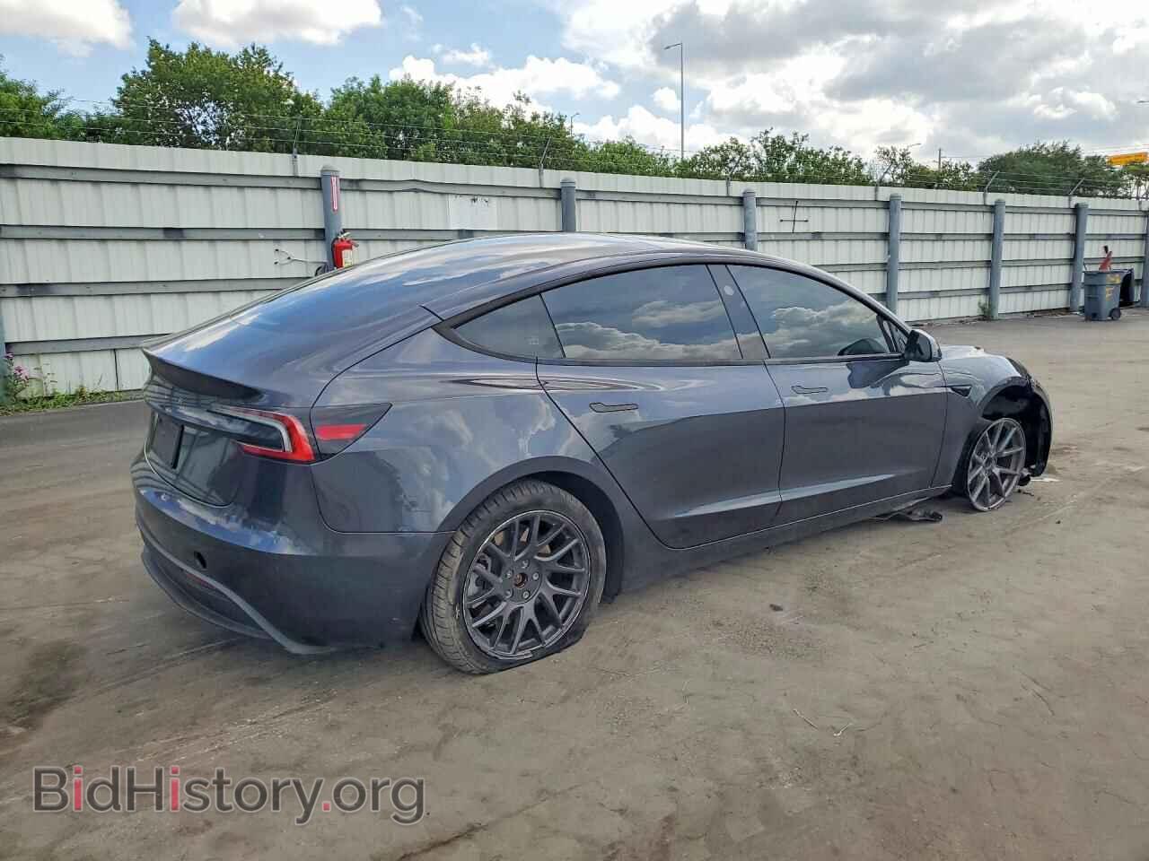 2025 TESLA MODEL 3 - VIN: 5YJ3E1EA3SF899933 - Photo 3