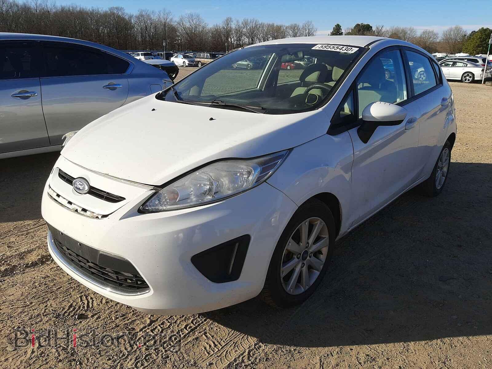 2011 FORD FIESTA - VIN: 3FADP4EJ7BM113391 - Фото 2