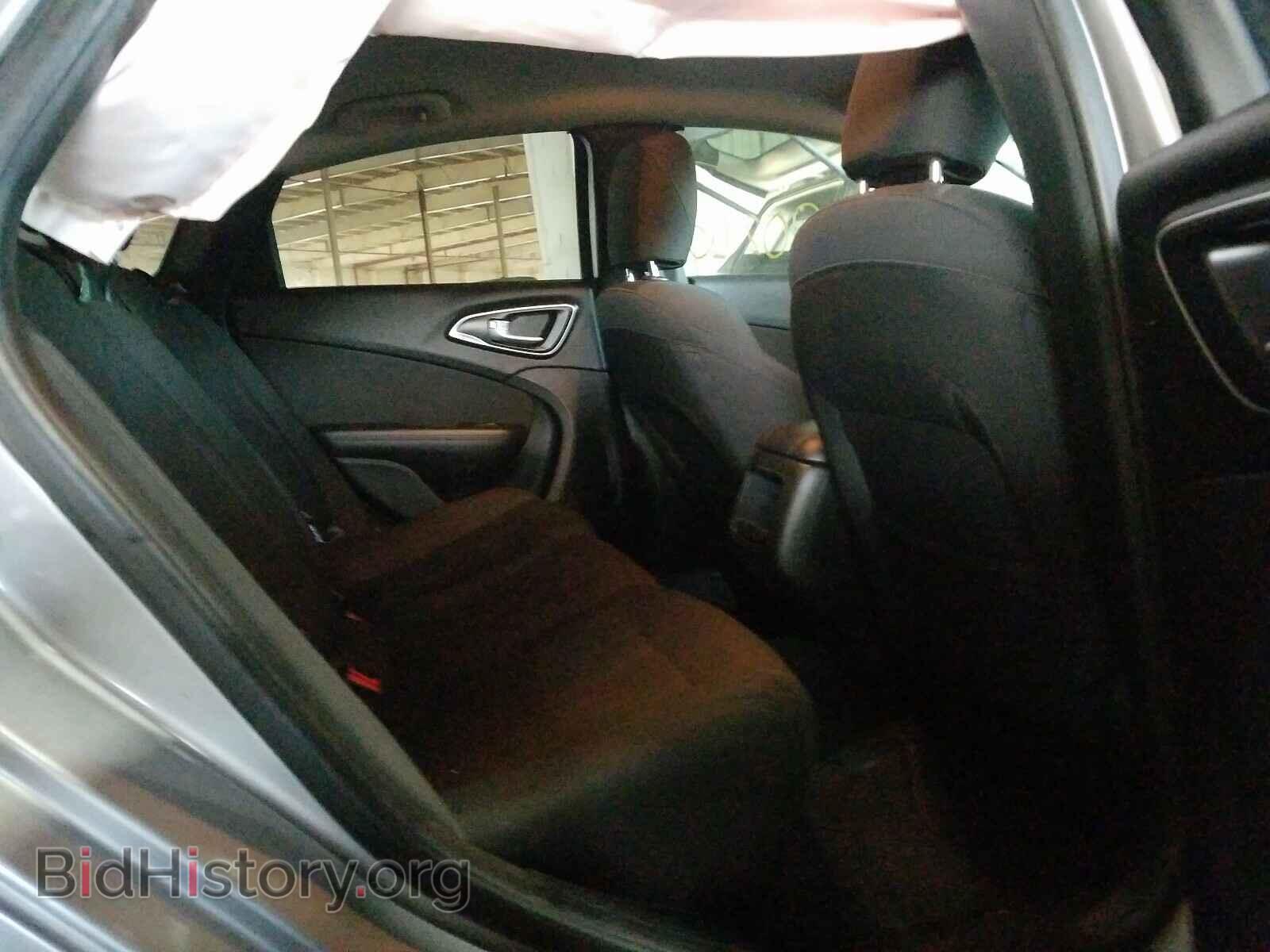 2016 CHRYSLER 200 - VIN: 1C3CCCAB4GN160342 - Фото 6