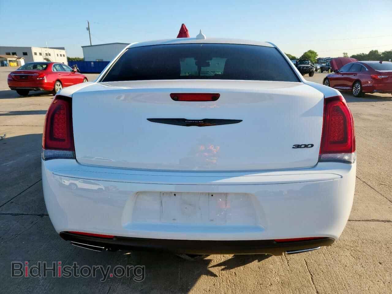 2023 CHRYSLER 300 - VIN: 2C3CCAAG8PH677202 - Фото 6