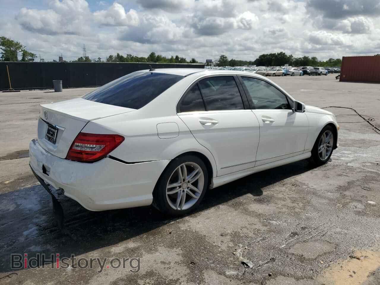 2013 MERCEDES-BENZ C-CLASS - VIN: WDDGF4HB5DR292276 - Фото 3