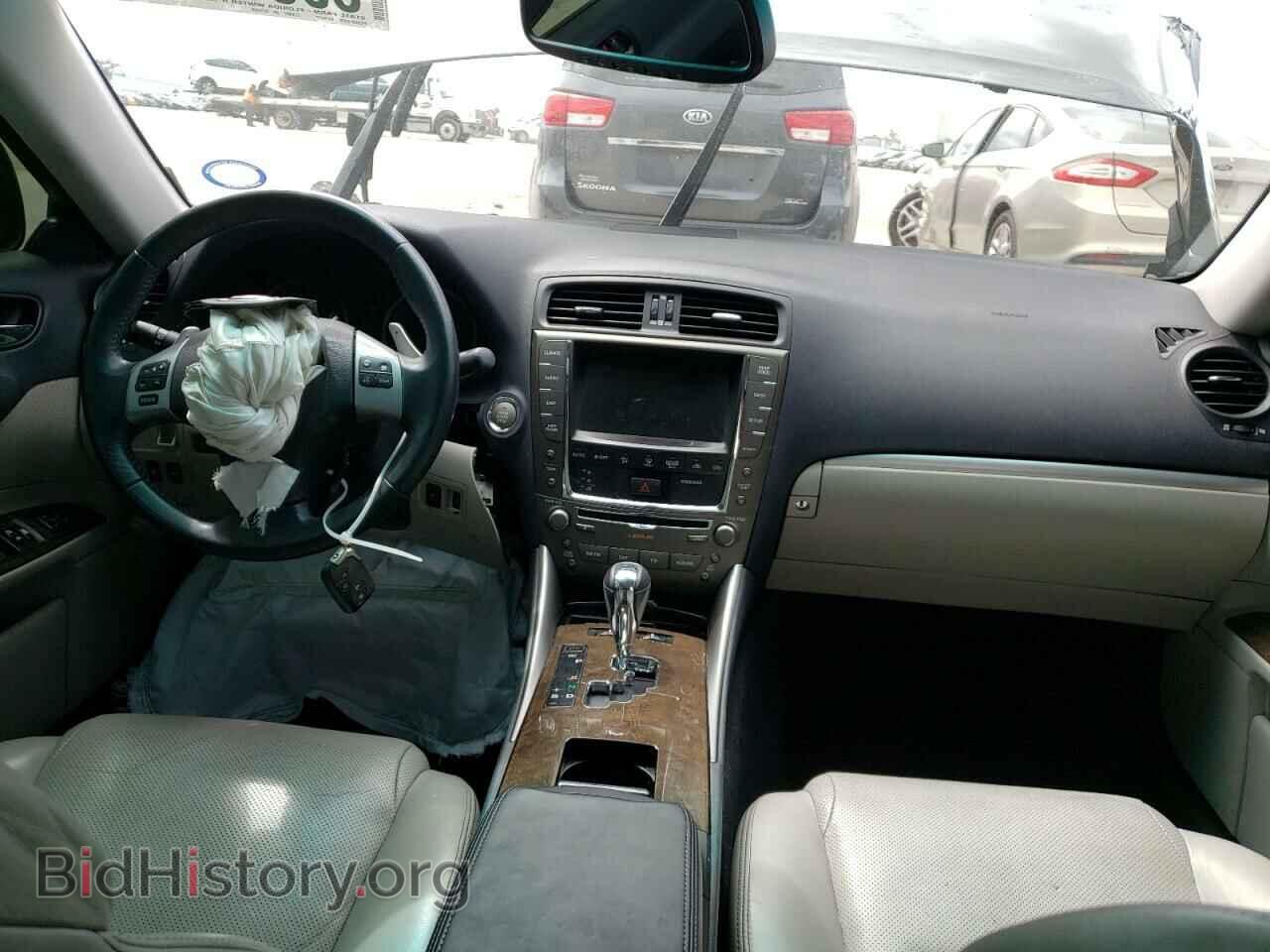 2011 LEXUS IS - VIN: JTHBF5C27B5145459 - Фото 9