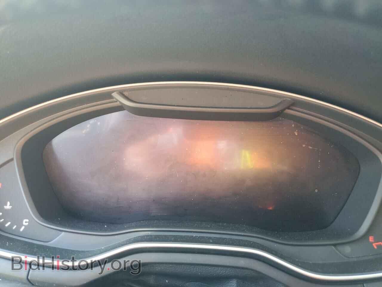 2017 AUDI A4 - VIN: WAUFNAF42HN019589 - Фото 9
