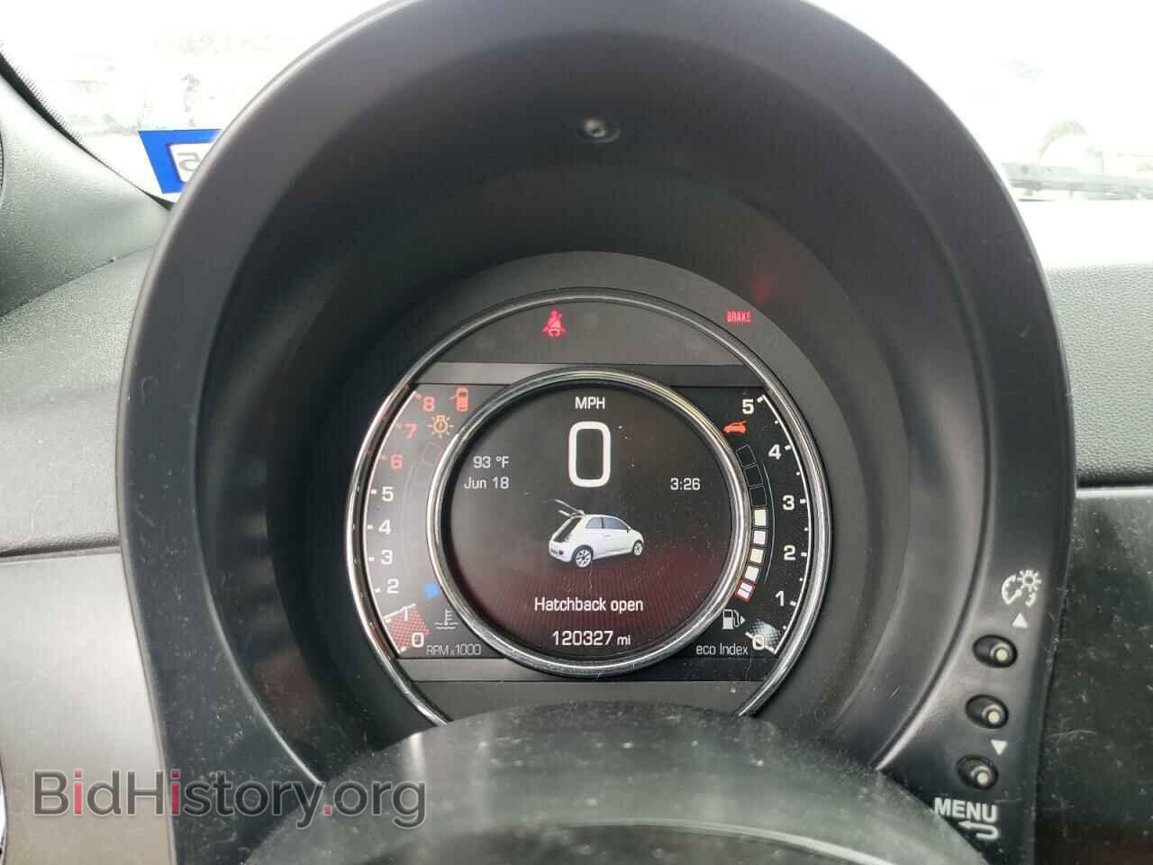 2015 FIAT 500 - VIN: 3C3CFFBR9FT642775 - Фото 9