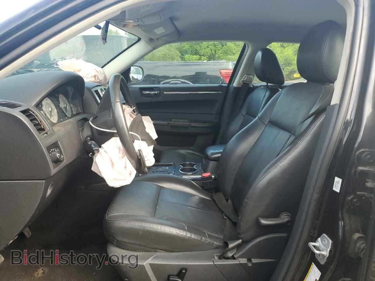 2010 CHRYSLER 300 - VIN: 2C3CA5CV0AH212932 - Фото 7
