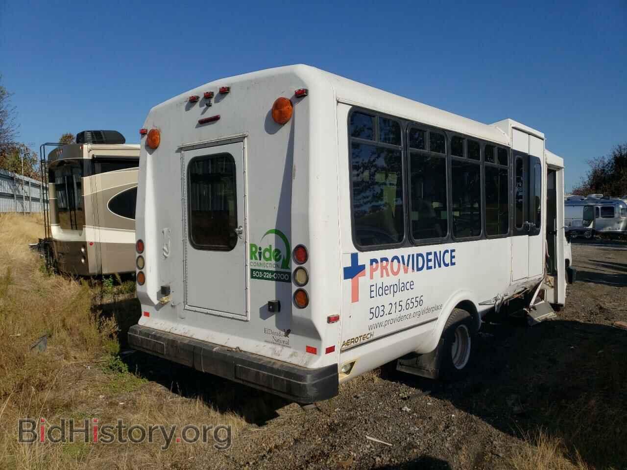 2011 FORD ECONOLINE - VIN: 1FDFE4FS0BDA63151 - Photo 4