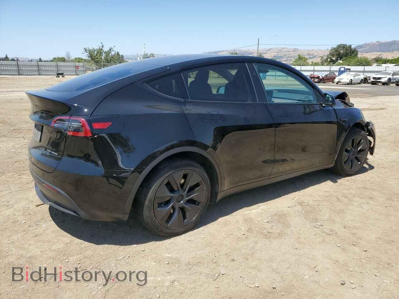 2024 TESLA MODEL Y - VIN: 7SAYGAEE9RF125458 - Фото 3
