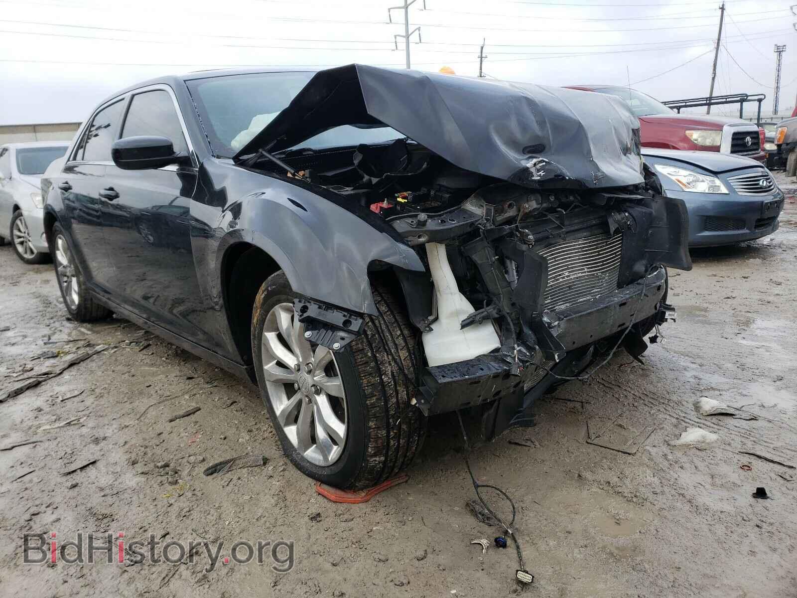 Photo 2C3CCARG8GH165802 - CHRYSLER 300 2016